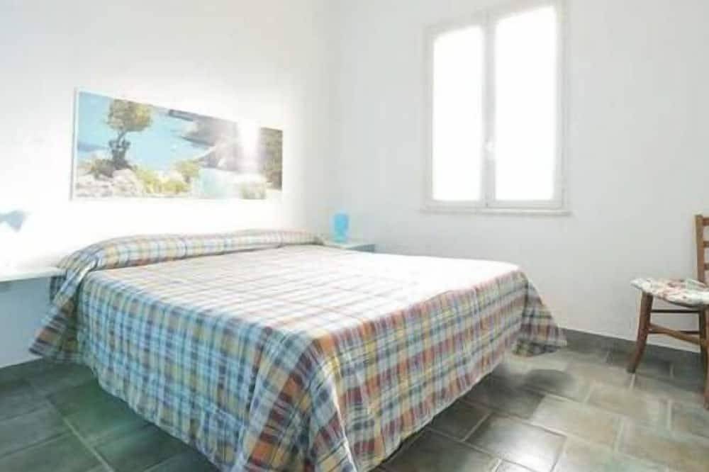 Entire apartment, Pet-and family-friendly apartment in Santa Maria Navarrese, Ogliastra Province