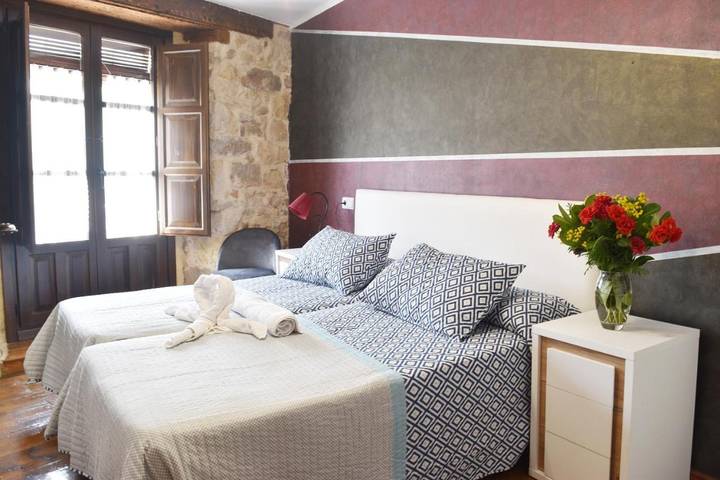 Casa de vacaciones para 10 personas, con jardín y vistas en Pinares (Soria) - 4