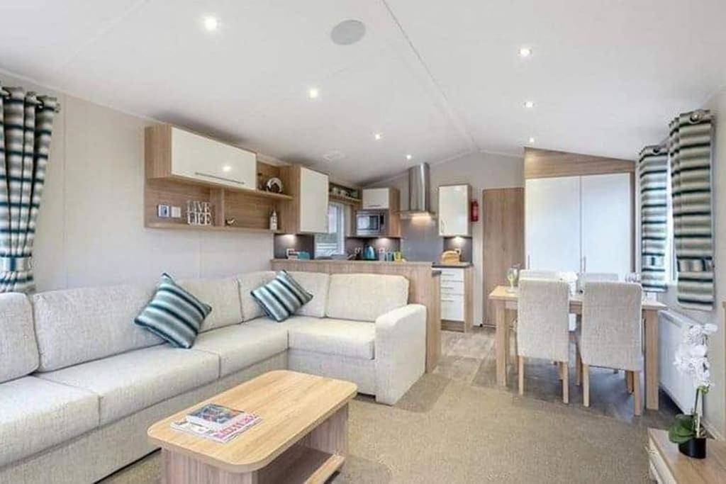 Two-Bedroom Chalet in Newquay, Cornwall