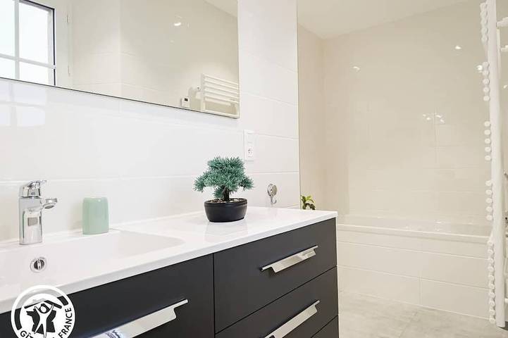 Location de vacances pour 4 personnes, avec piscine et jardin à Montredon (Lot) - 4