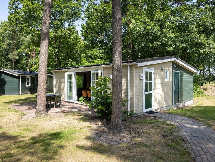 Ferienhaus für 6 Personen, mit Terrasse und Garten in Vlierden