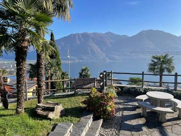 Ferienhaus für 4 Personen, mit Garten und Balkon im Tessin