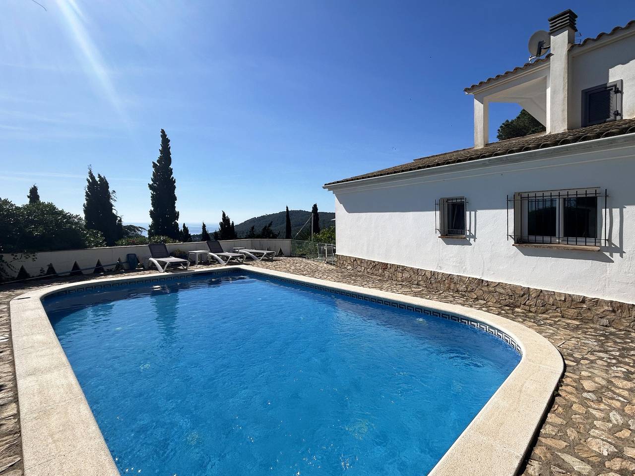 Holiday rental villa with swimming pool in Begur, Casa de Campo in Begur, Costa Brava