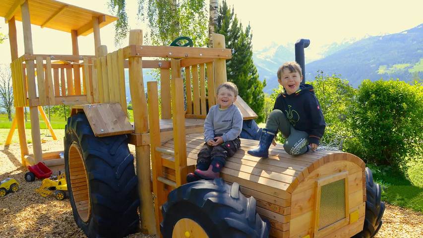 Ferienwohnung für 3 Personen, mit Balkon und Terrasse sowie Garten in Ramsau am Dachstein