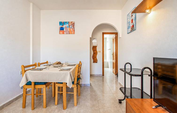 Appartement de vacances entier, 2km de la plage, lit double, terrasse et plus encore ! in San Pedro del Pinatar, Costa Cálida