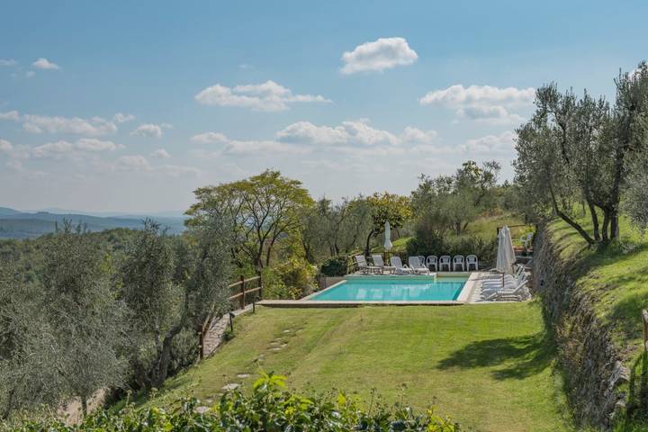 Location de vacances pour 16 personnes, avec jardin et piscine, animaux acceptés à Radda in Chianti - 4