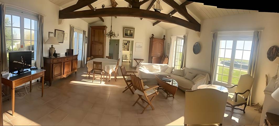 Holiday Home 'Maison Verte' with Sea View, Private Terrace and Wi-Fi in Loix, Ile de Re