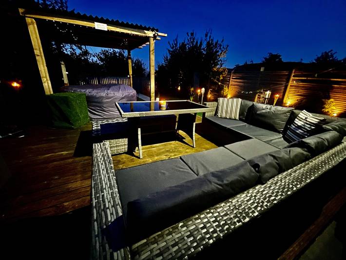 Sleeps 8 Snowdonia North Wales Nr Zip World in Tanygrisiau, Snowdonia