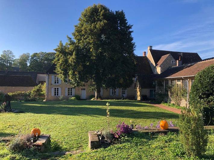 Location de vacances pour 12 personnes, avec jardin et vue à Condeau