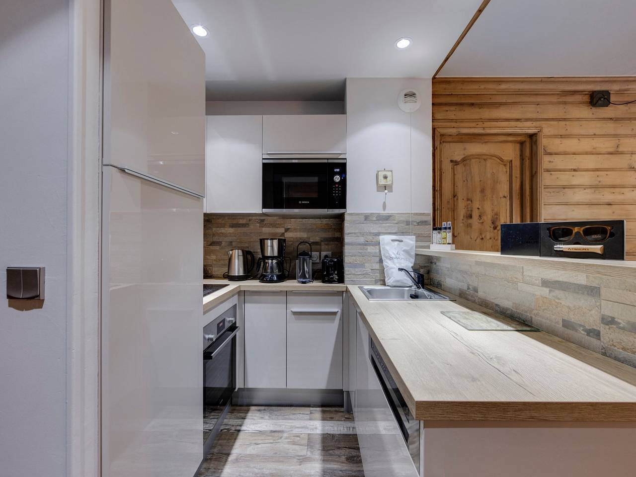 Geheel appartement, Renovated apartment in Arcs 1950 with direct ski access in Arc 1950, Bourg-Saint-Maurice