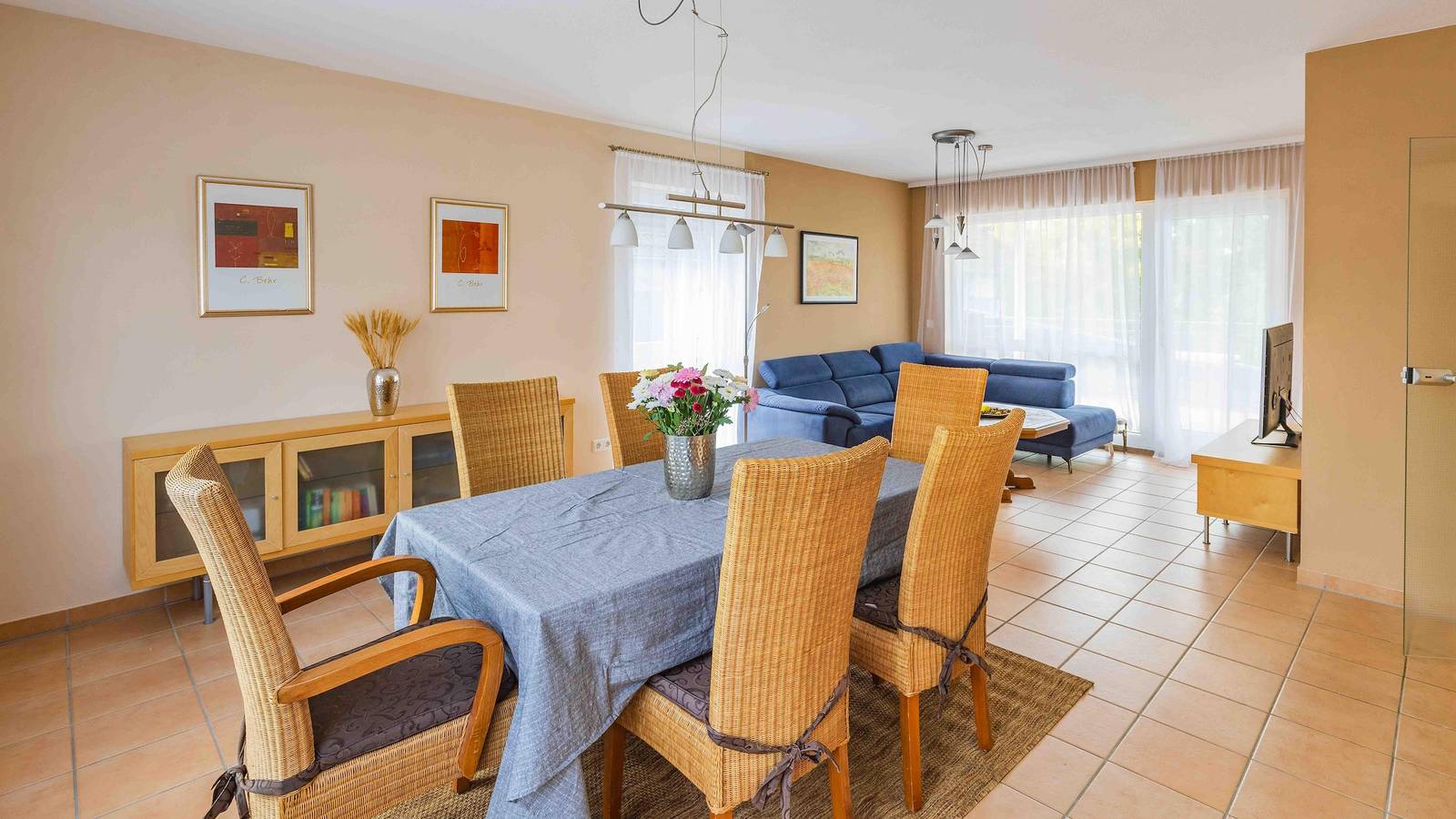 Ganze Ferienwohnung, Ferienwohnung (110 qm) mit drei Schlafzimmern in Saulheim, Rheinhessen