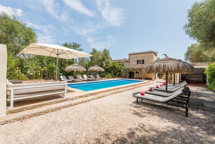 Ferienhaus für 12 Personen, mit Terrasse und Garten sowie Pool in Manacor