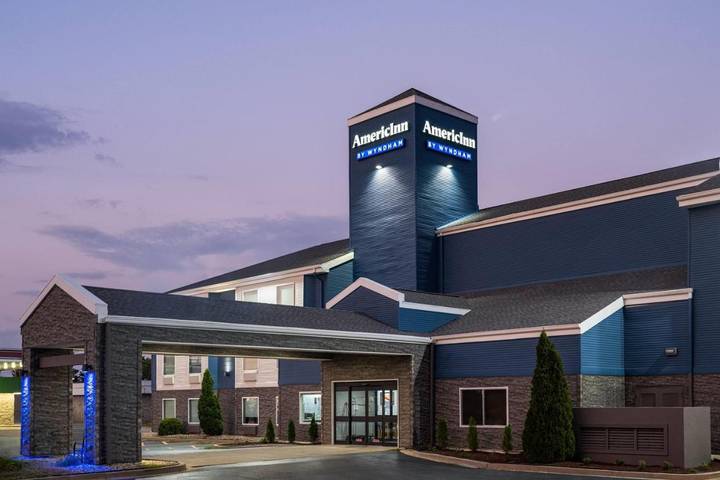 Hotel para 3 personas, con piscina, Se admiten mascotas - 1