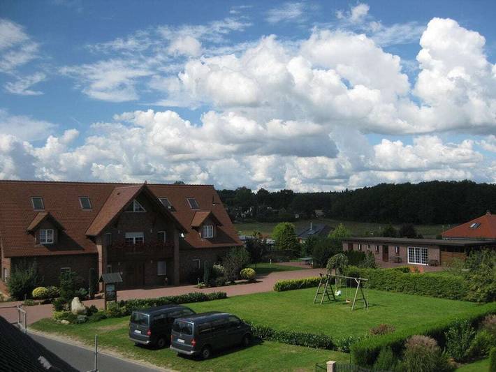 Ferienhaus für 30 Personen, mit Balkon und Terrasse sowie Garten und Sauna in Schwielochsee - 2