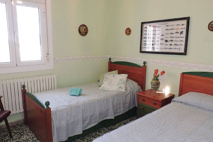 Villa mit eigenem Pool, A 7 Minuten vom Strand und nur 15 km Port Aventura, in el Catllar, Costa Dorada