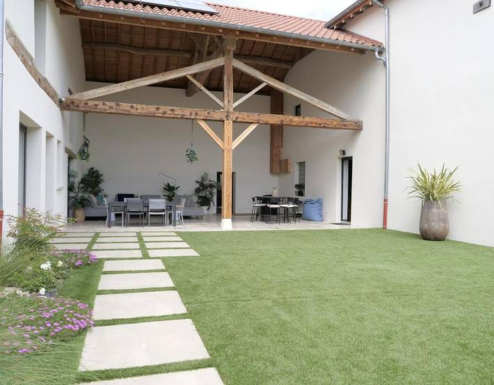 Gîte pour 2 personnes, avec Terrasse à Priay