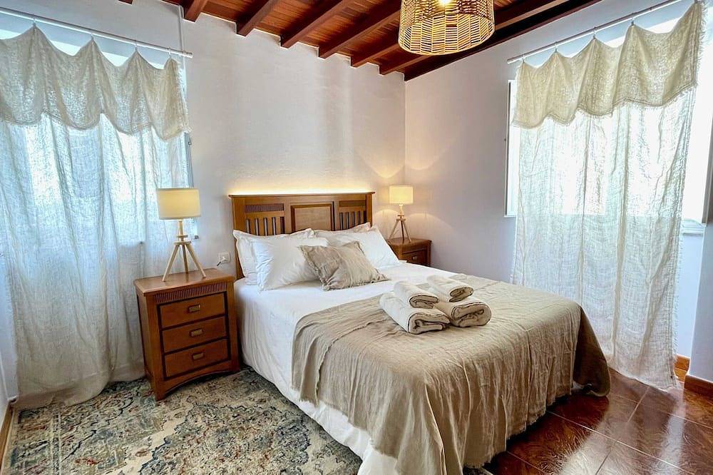 The Cliffs - Barqueiro Paradise in Mogor, Mañón