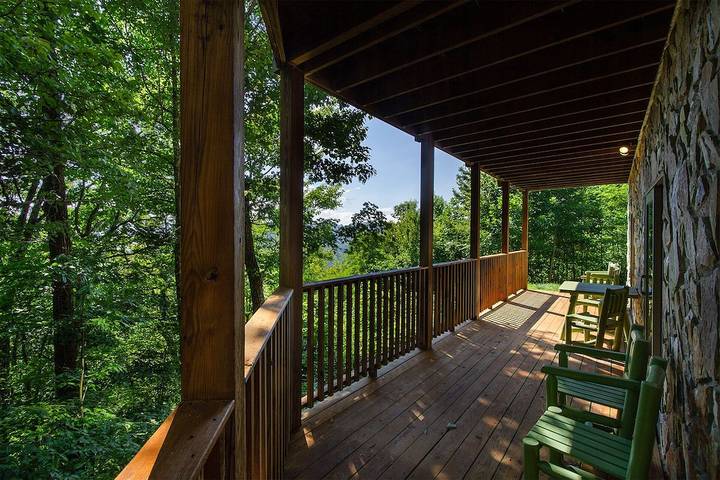 Gîte pour 12 personnes, avec jacuzzi et jardin, animaux acceptés dans Almond (Caroline du Nord)
