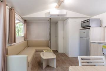 Location De Vacances pour 6 Personnes dans Lagorce, Ardèche, Photo 2