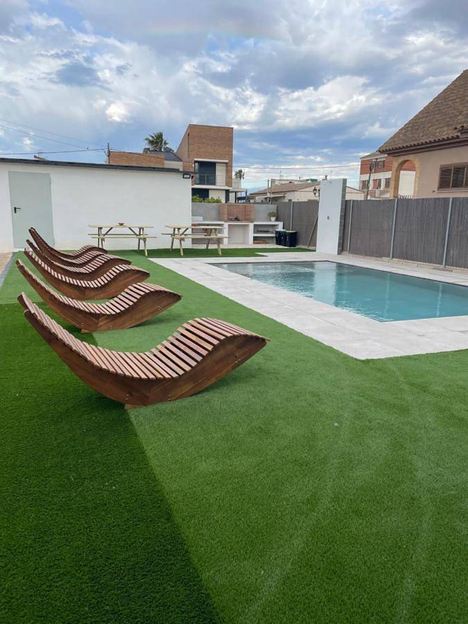 Casa rural para 2 personas, con vistas además de terraza y piscina, Se admiten mascotas en Delta del Ebro - 2