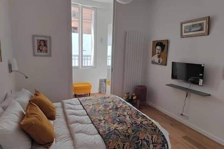 Hel lejlighed, Loft, artist's studio Montmartre, Loft, atelier artiste Montmartre (160m² / 1720sqft) in Paris, Île-de-France