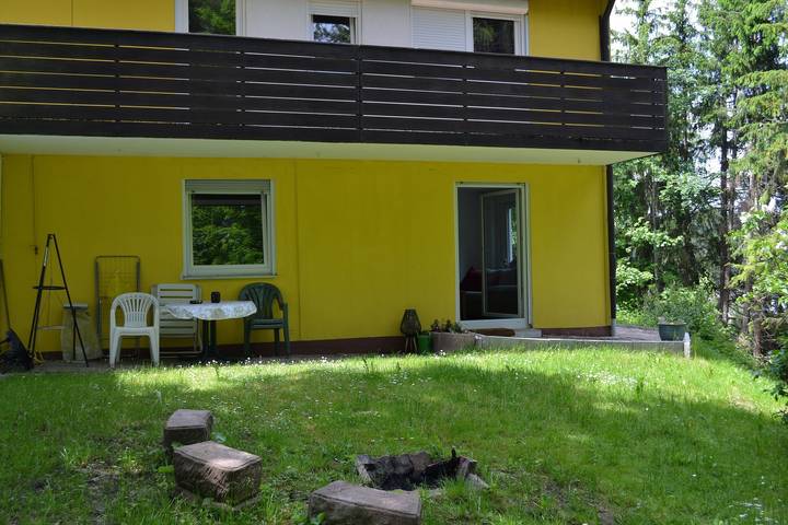 Entire apartment, Apartment 'Am Eschachwäldle' with Private Terrace, Private Garden and Wi-Fi in Niedereschach, Central Black Forest