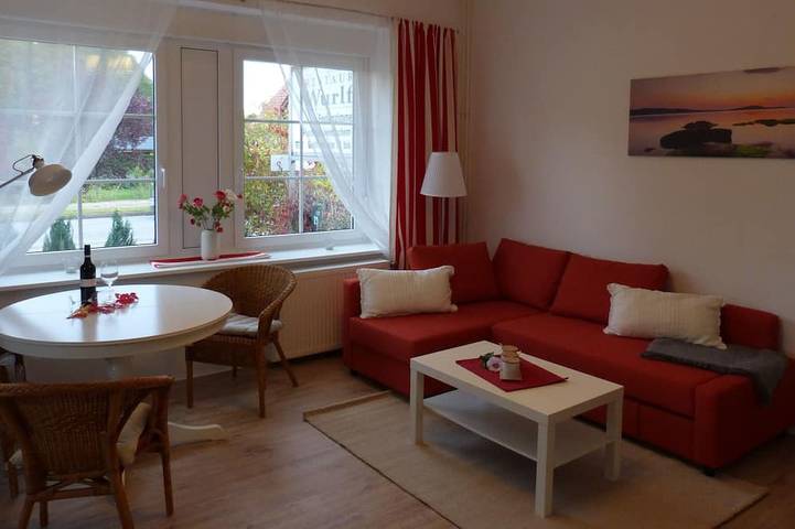 Ferienwohnung für 4 Personen, mit Terrasse und Sauna, mit Haustier in Lychen