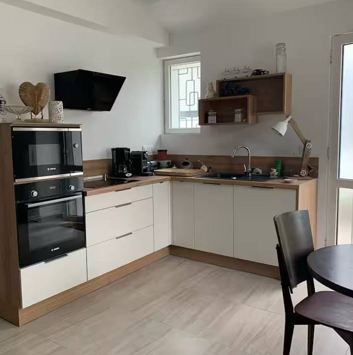 Gîte pour 4 personnes, avec jardin et terrasse à Barbâtre - 4