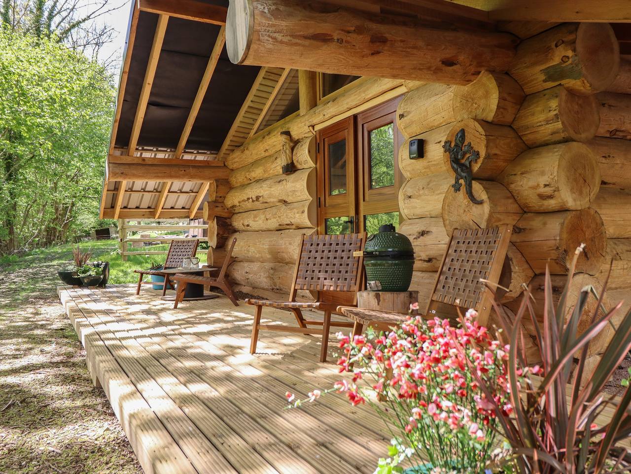 Owl Valley Cabin in Powys