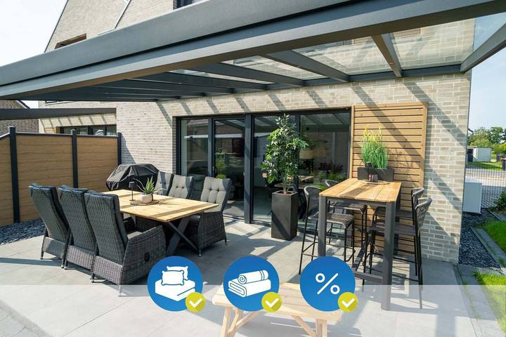 Ferienhaus für 8 Personen, mit Balkon und Balkon/Terrasse sowie Whirlpool und Terrasse in Hohenkirchen (Wangerland)