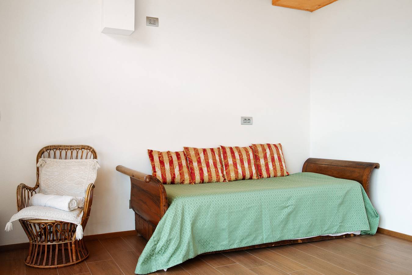 Habitación '5- Affittacamere Nene Mansarda' con vistas a las montañas, terraza compartida y Wi-Fi in Pieve di Cadore, Dolomitas Orientales