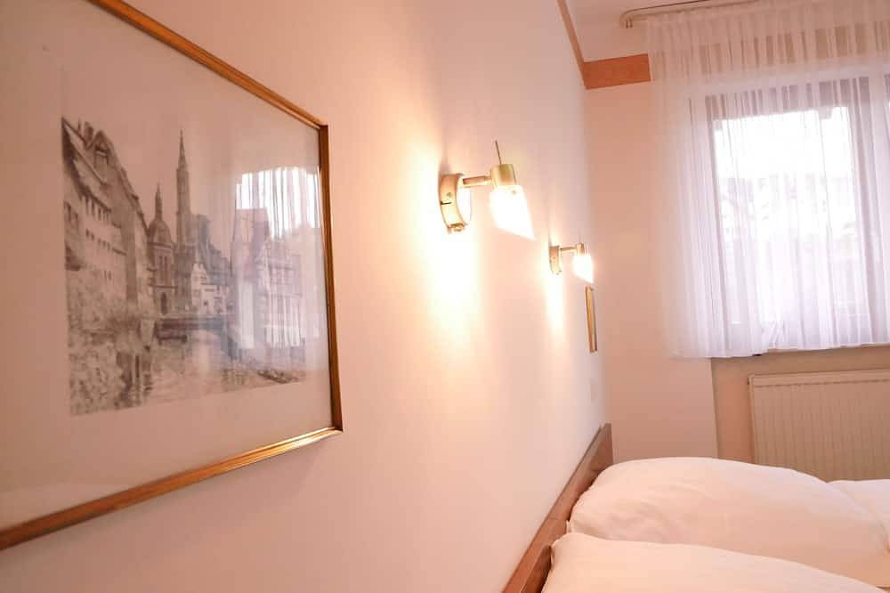 Apartamento inteiro, Triple room with shower and Wc in Buhlertal, Central Black Forest