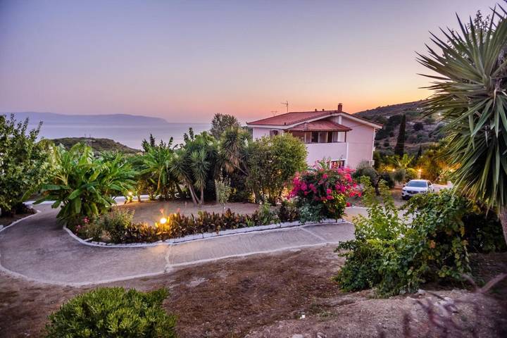 Appartamento per 3 persone, con Balcone e Giardino in Cefalonia