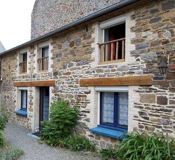 Gîte pour 4 personnes, avec jardin à Dol-de-Bretagne