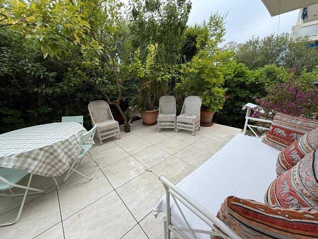 Gîte pour 4 personnes, avec terrasse dans Port Gallice