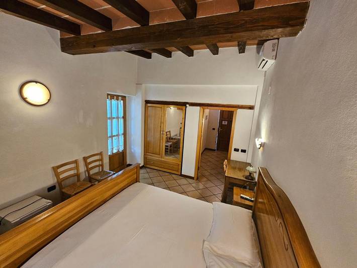 Casa vacanza per 3 persone, con Terrazza e Giardino nonché Piscina e Panorama a Rivergaro