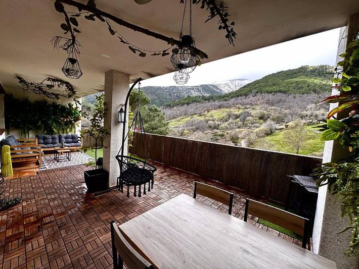 Gîte pour 4 personnes, avec terrasse et vue, animaux acceptés à Mijares - 3