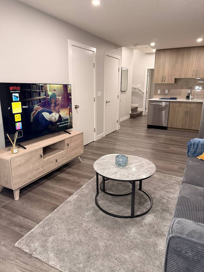 Cozy and comfortable in Calgary, Canadian Rocky Mountains