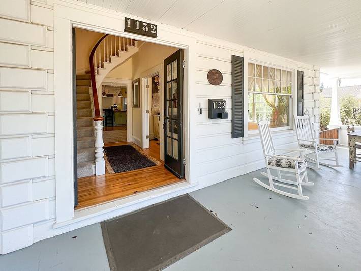 Holiday rental for 8 people, with balcony and garden in Napa Valley