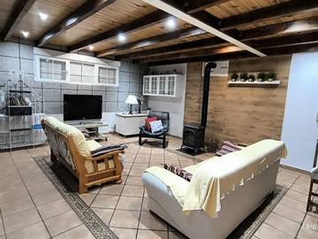 Chalet para 12 personas, con terraza además de piscina y jardín, Se admiten mascotas en Castilla-La Mancha