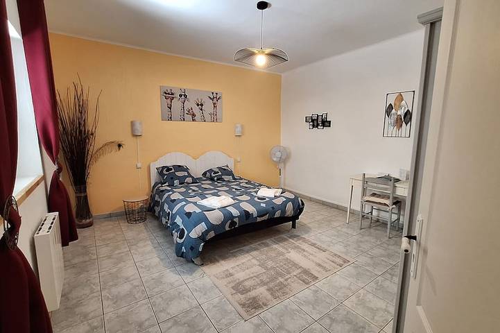 Chambre d’hôte pour 4 personnes, avec piscine et jardin
