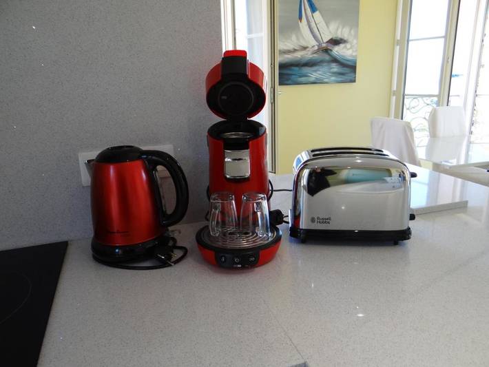 Gîte pour 2 personnes, avec vue et balcon dans Plage de l'Almanarre - 4