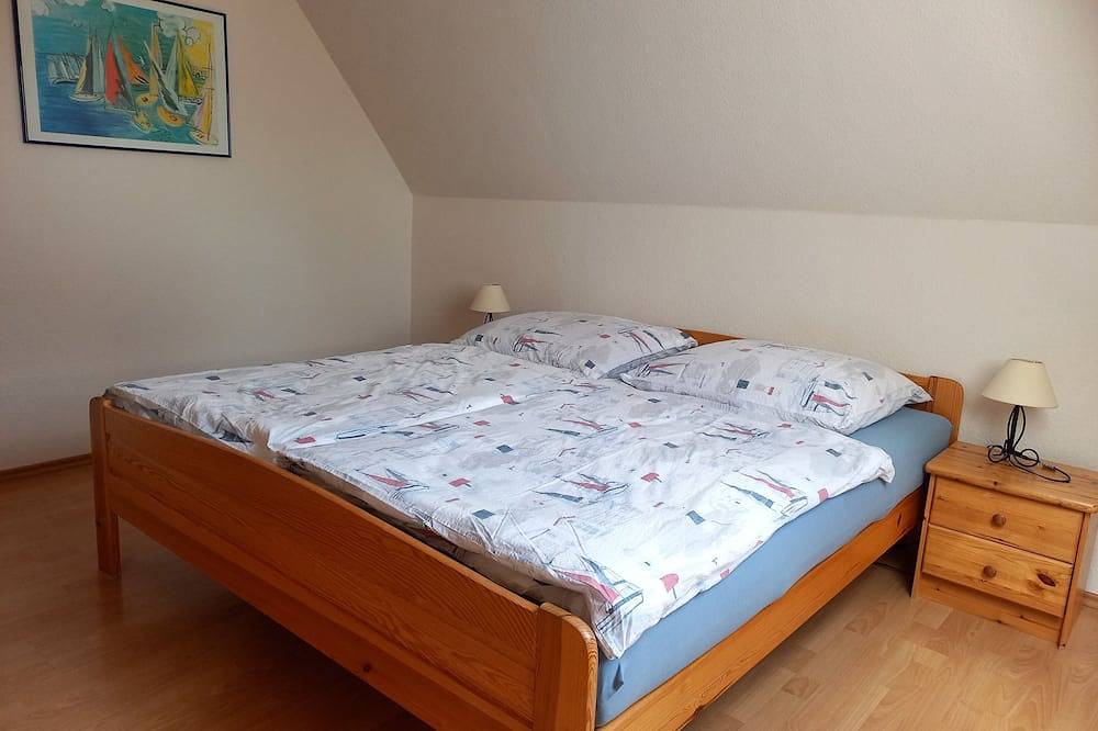 Ganze Wohnung, Ferienhaus Gerken - Fewo im Dachgeschoss in Krautsand, Drochtersen