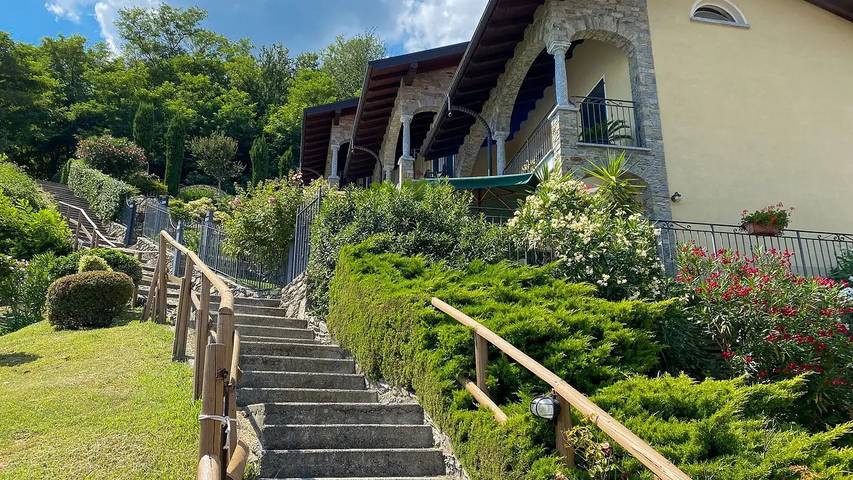 Ferienhaus für 6 Personen, mit Garten und Balkon sowie Whirlpool in Santa Maria Rezzonico - 3
