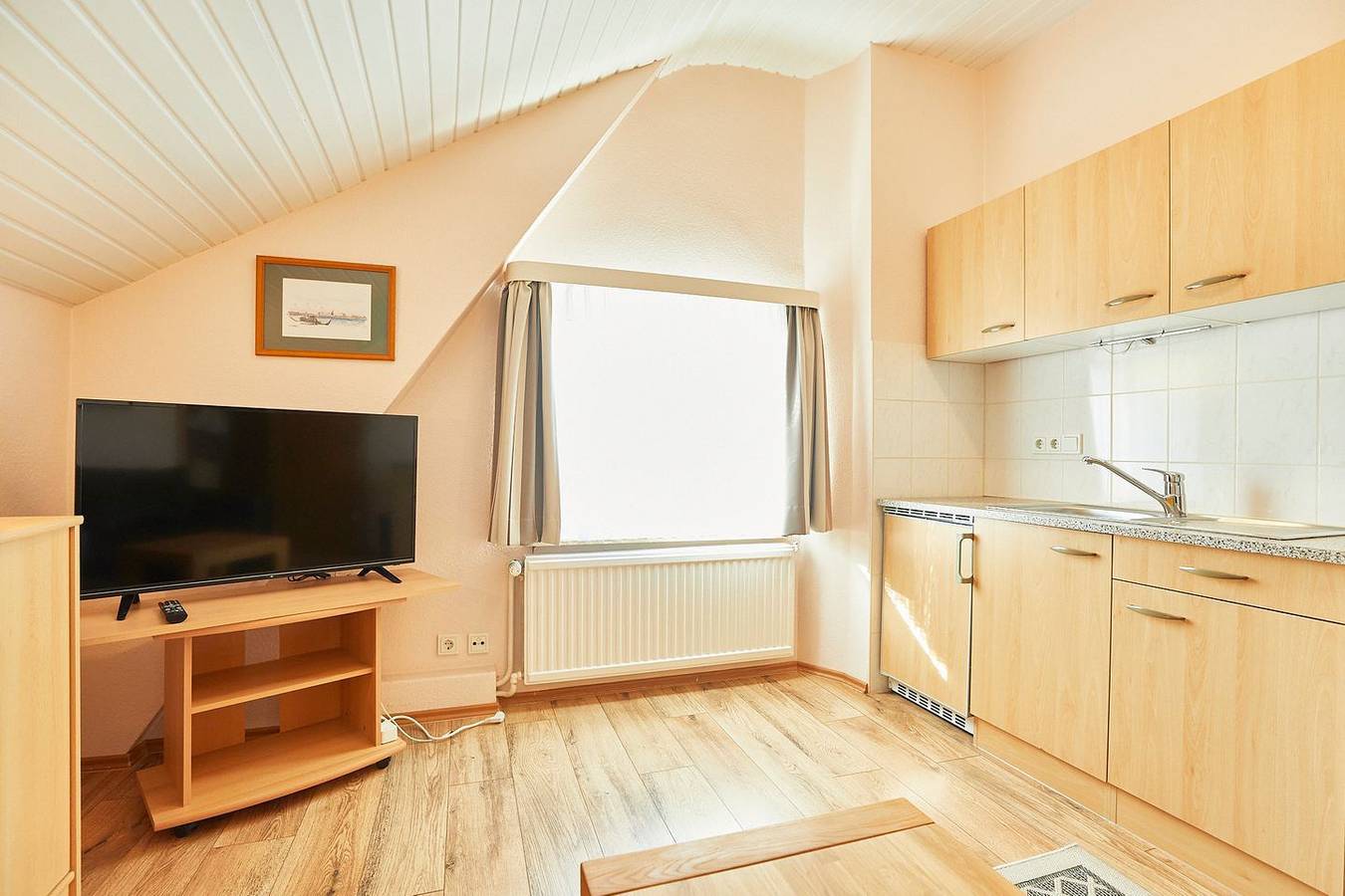 Ganze Wohnung, Dachgeschoss-Appartement für zwei Personen im alten Ortskern in Borkum