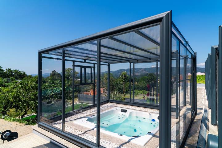 Casa de Férias 'Vivenda Em Lever - Casa Inteira' com Piscina Privada, Wi-Fi e Ar Condicionado in Sandim, Olival, Lever e Crestuma, Distrito do Porto