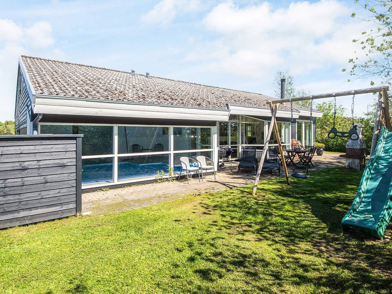 12 Personen Ferienhaus in Ebeltoft in Lyngsbæk Strand, Ebeltoft