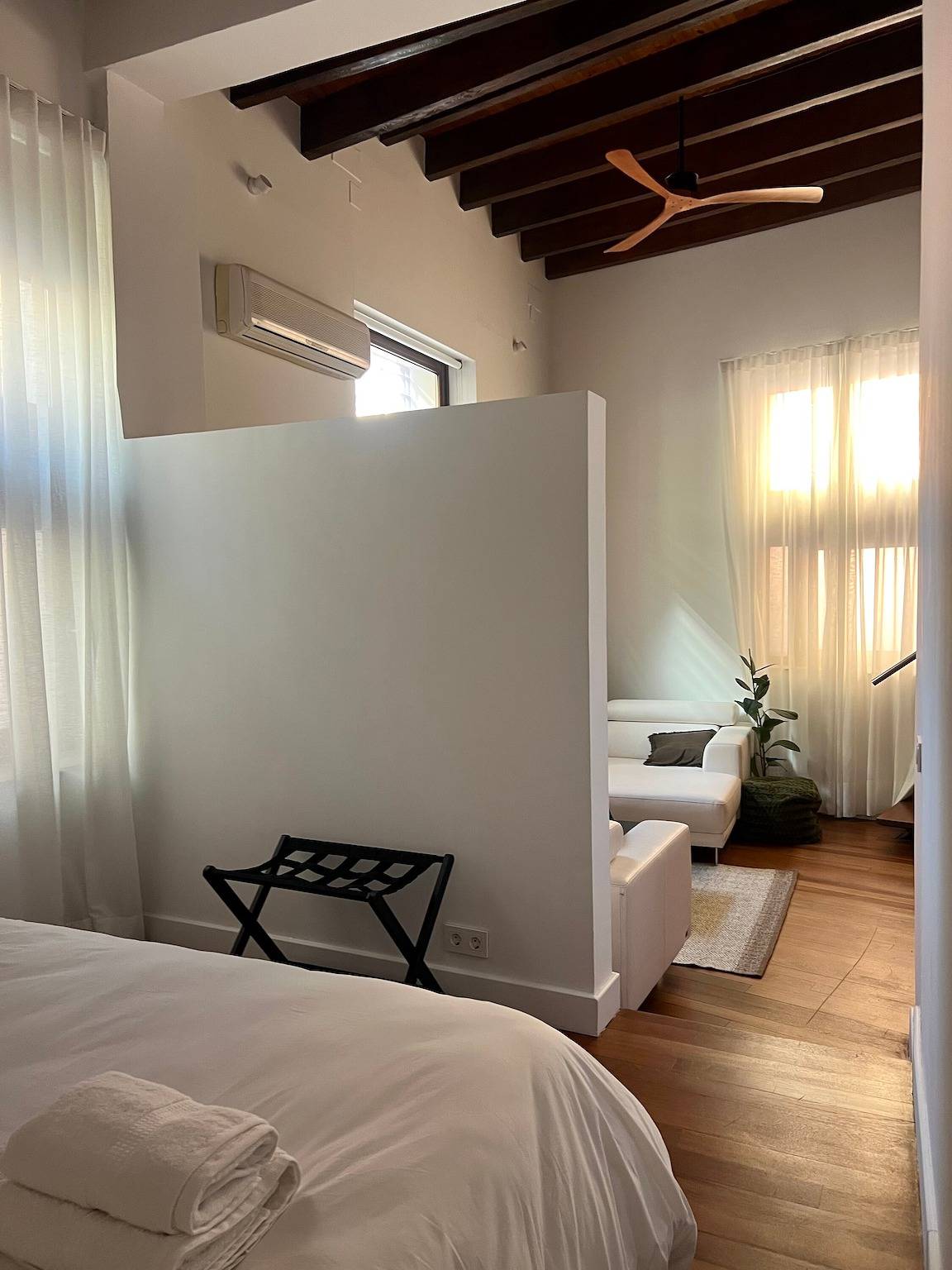 Monolocale intero, Monolocale 'Susillo House' con Wi-Fi e aria condizionata in Casco Antiguo, Siviglia