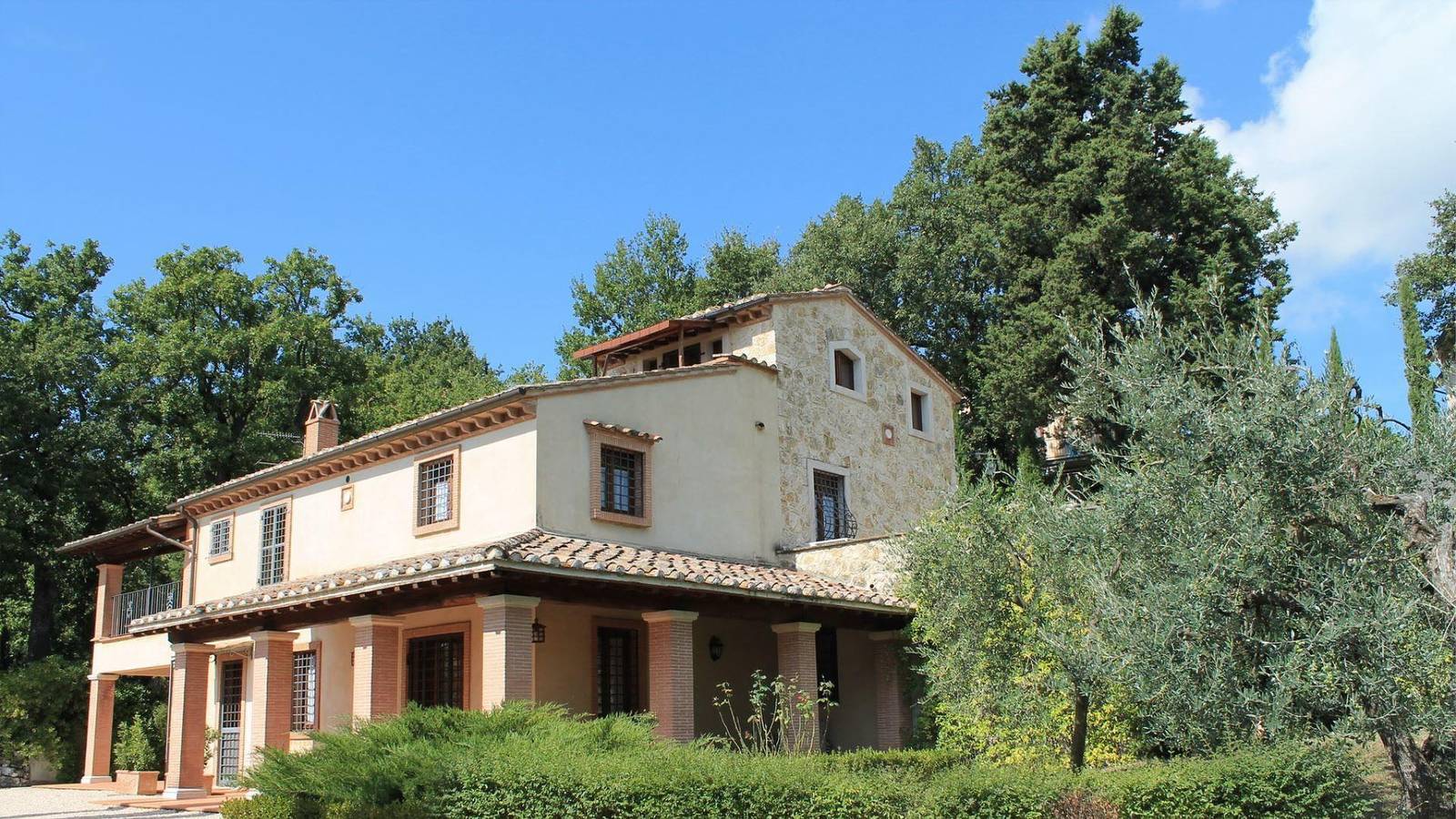 Villa mit privatem Pool zwischen Umbrien und Latium in Penna in Teverina, Terni Provinz