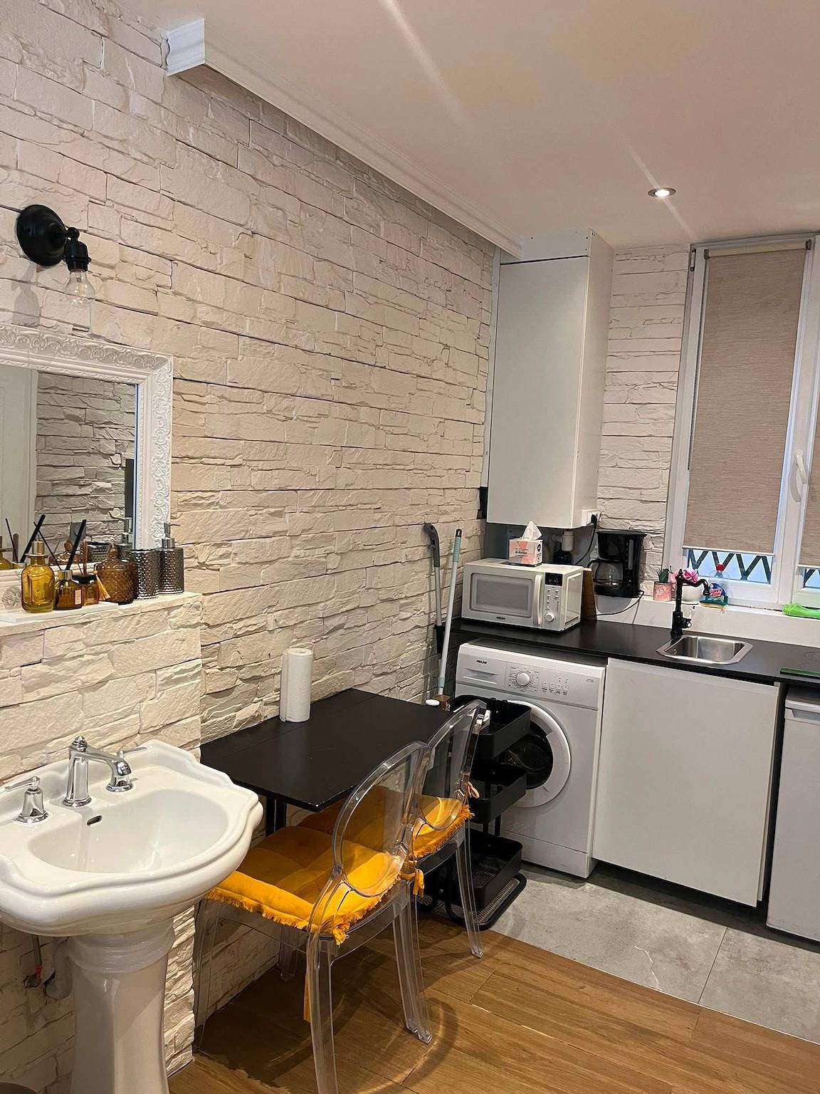 Appartement entier, Petit Studio au c  ur du 7eme arrondissement in Tour Eiffel, Paris
